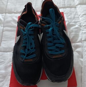 Nike Waffle One Size 11  Black and Blue Sneakers for Ultimate Style